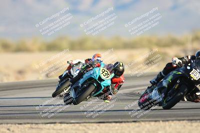 media/Dec-07-2025-CVMA (Sun) [[3e7d2de5dc]]/Race 17-Amateur Formula Middleweight/